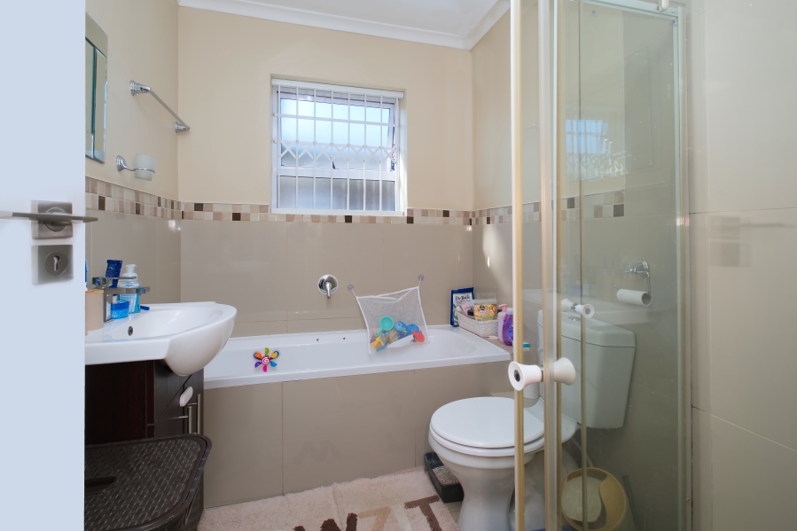 3 Bedroom Property for Sale in Fairview Eastern Cape